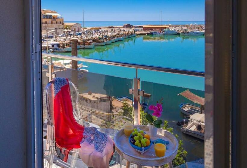 Полулюкс Вид на Море, Vittoria Luxury Rooms