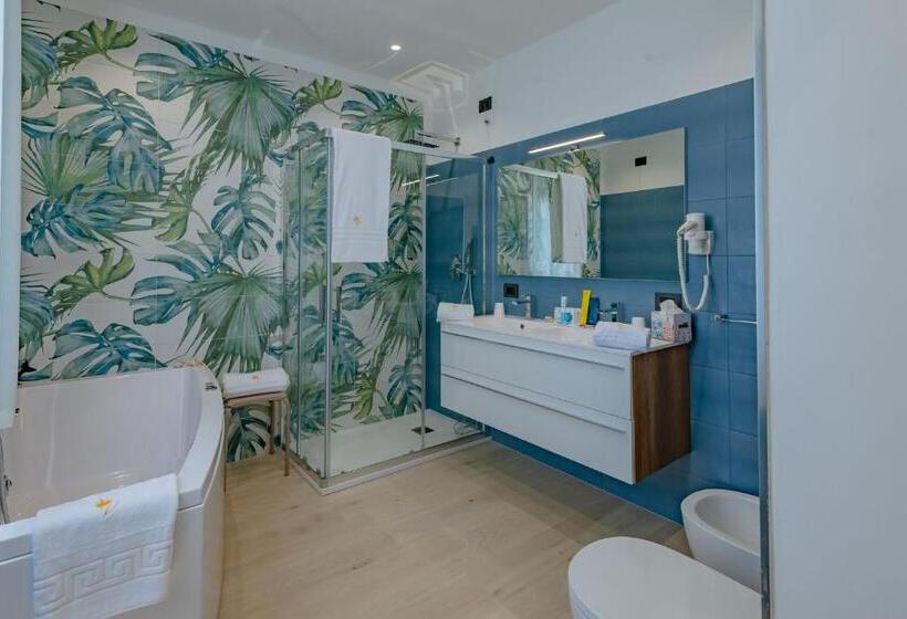 Люкс Повышенной Комфортности, Vittoria Luxury Rooms