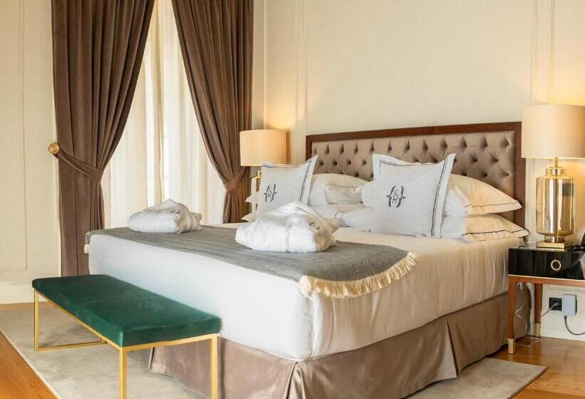 سوئیت مستر, Solar Do Requeijo By Luna Hotels & Resorts