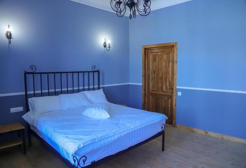 اتاق استاندارد, Nur Guest House