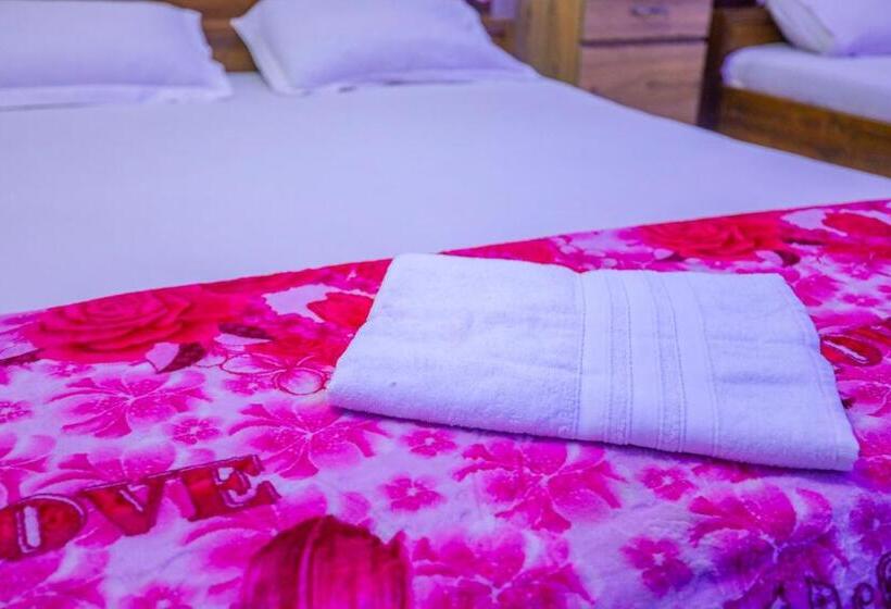 اتاق استاندارد چهار تخته, City International Green Road