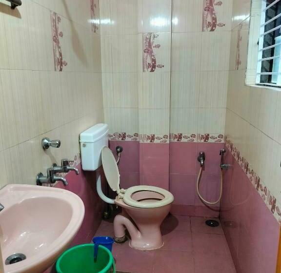 اتاق لوکس, Trishula Guest House