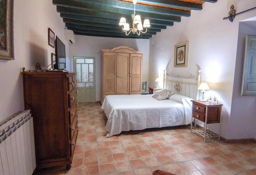 اتاق لوکس, La Aldaba, Antigua Casa De Labor