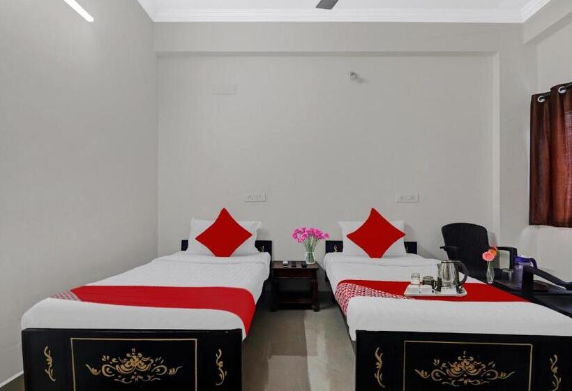 三人经典房间, Oyo 91495  Vijay Laxmi Residency