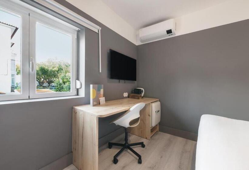 スタンダードルーム, Rainbow Suites By Olala Homes