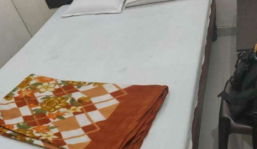 اتاق استاندارد, Kumbh Prayag Guest House By Wb Inn