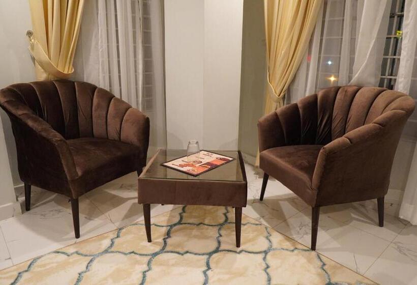 اتاق استاندارد, Nuva