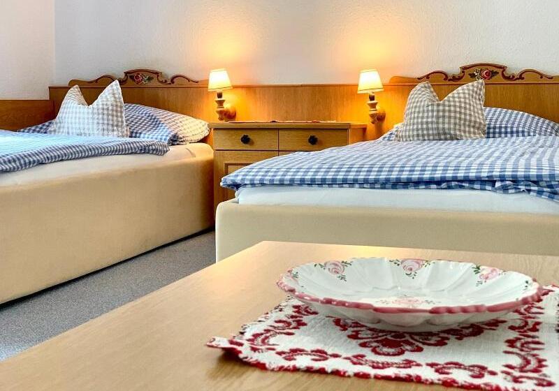 Номер Стандарт с Балконом, Haus Jagerer
