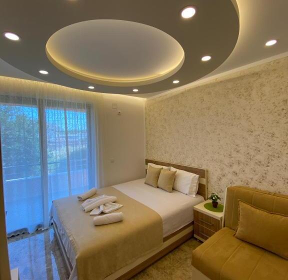 اتاق لوکس با بالکن, Luxury Villa Ulcinj
