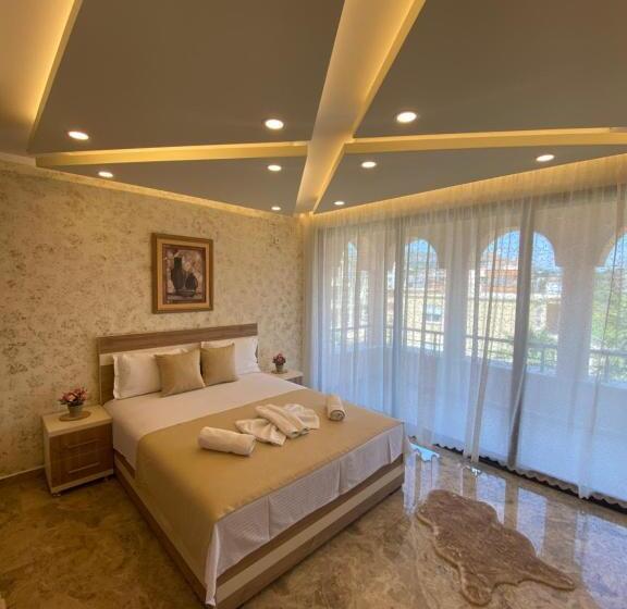 اتاق لوکس با بالکن, Luxury Villa Ulcinj