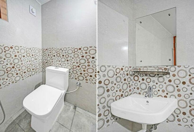 Трехместный Номер Deluxe, Capital O 90121 Madison Blue