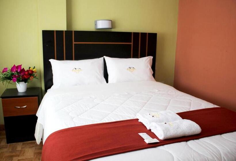 اتاق لوکس, Monthañas Cajamarca
