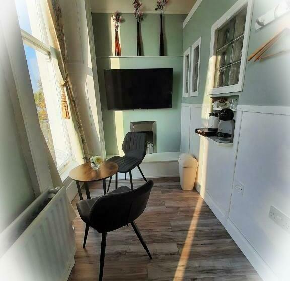 اتاق استاندارد با تخت بزرگ, Highlander House B&b