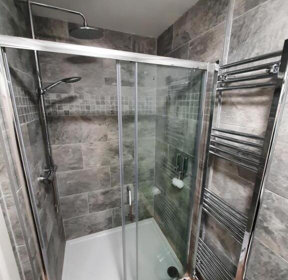 اتاق استاندارد با چشم‌انداز باغ, Highlander House B&b