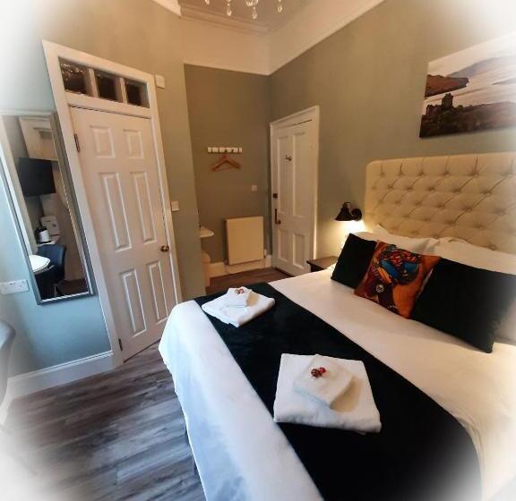اتاق استاندارد با تخت بزرگ, Highlander House B&b