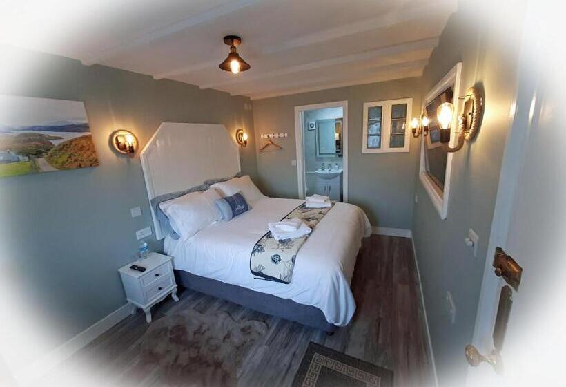 اتاق استاندارد با چشم‌انداز دریا, Highlander House B&b