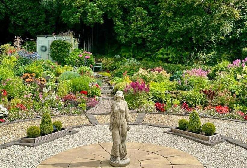 اتاق استاندارد با تخت بزرگ, Highlander House B&b