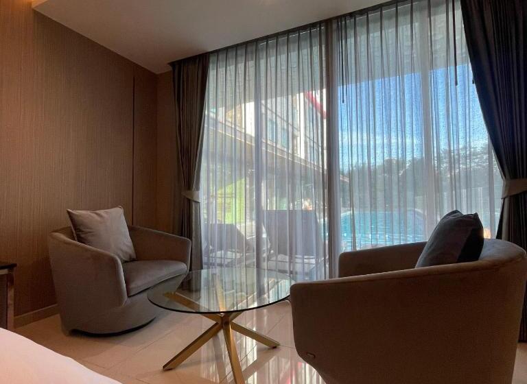 سوئیت با تخت بزرگ, The Tj Hotel Jomtien