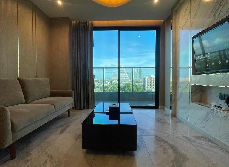 سوئیت پرزیدنت, The Tj Hotel Jomtien