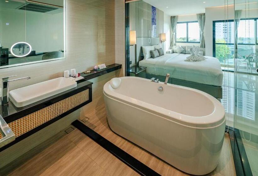 سوییت خانوادگی, The Tj Hotel Jomtien