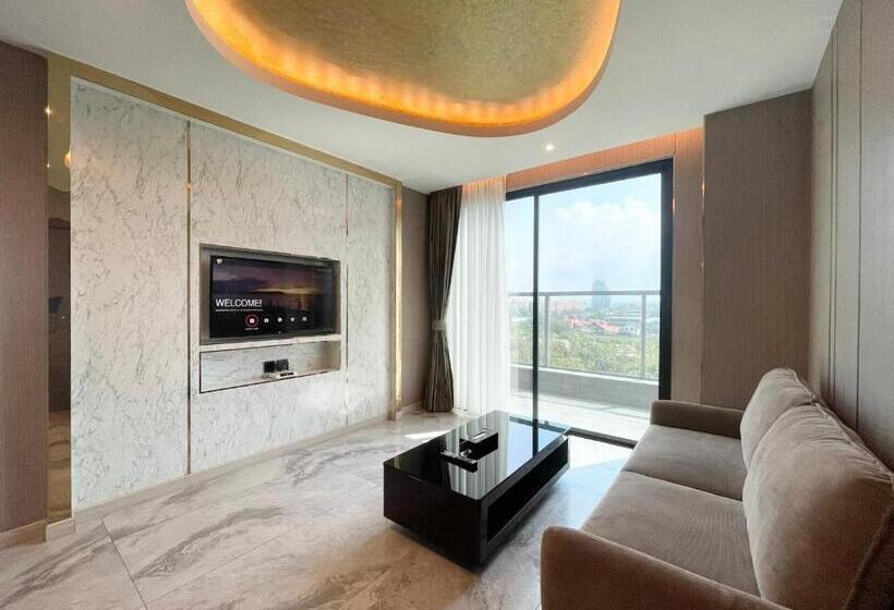 سوییت اجرایی, The Tj Hotel Jomtien