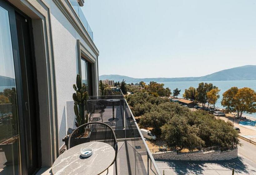 Номер Superior Вид на Море, Mazarine Hotel, Vlorë, Albania