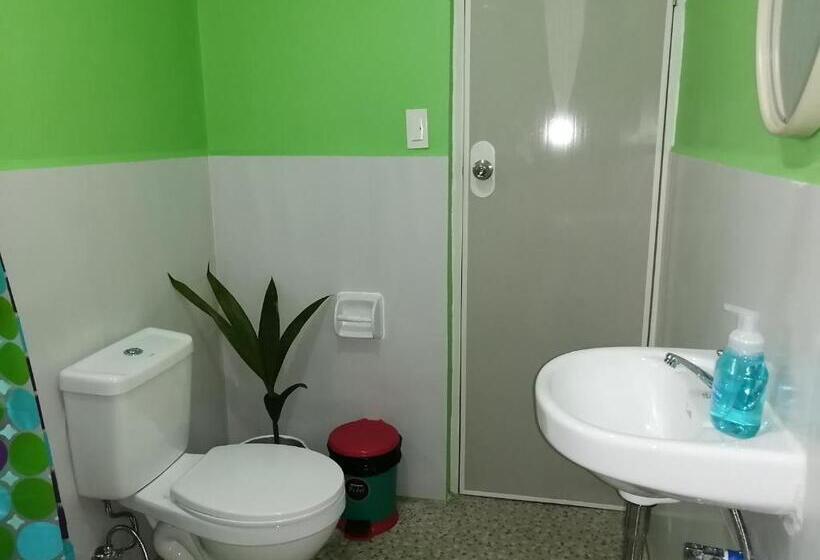 اتاق استاندارد چهارنفره با بالکن, Bundal Riverside Rm #5 Triple Fan Room