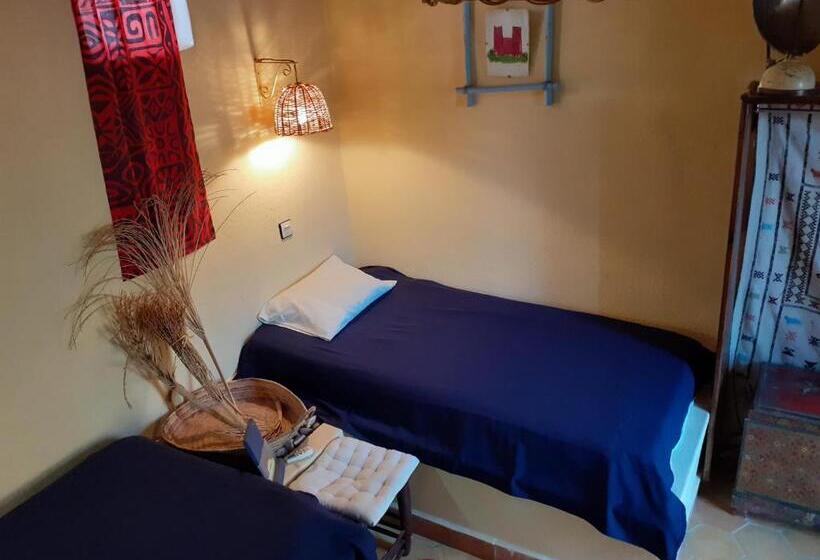 Номер Стандарт Трехместный, Chambre D Hôte Yamina