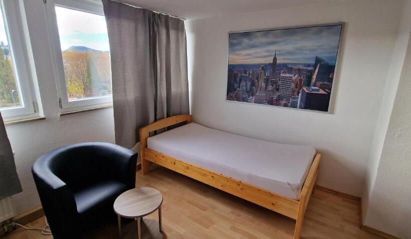 Апартаменты 3 Спальни, Rooms & Apartments Schwäbisch Gmünd