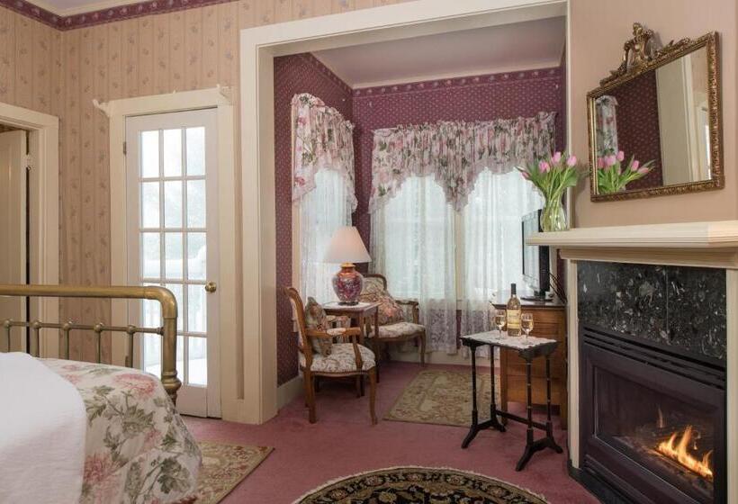 Номер Стандарт с Гидромассажем, Mira Monte Inn & Suites
