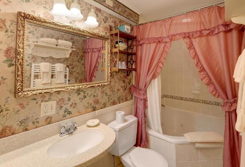 Трехместный Номер Deluxe, Mira Monte Inn & Suites