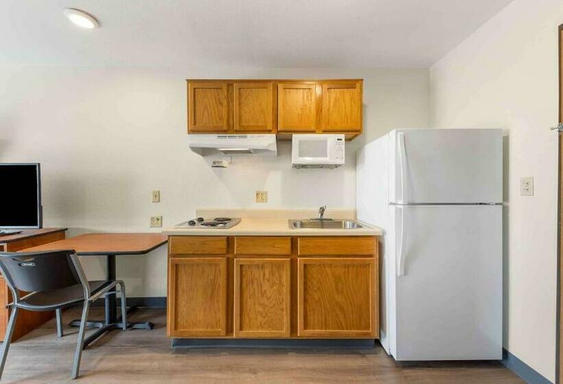 اتاق استاندارد, Extended Stay America Select Suites  Oklahoma City  Norman