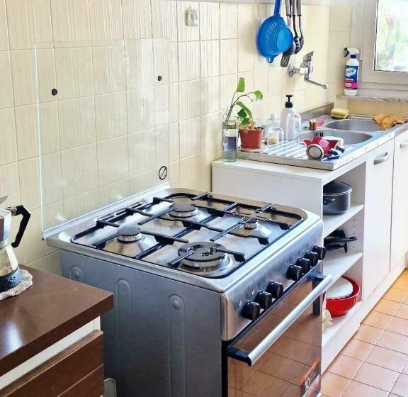 اتاق استاندارد با چشم‌انداز کوهستان, Monstera Room Vicino Al Centro