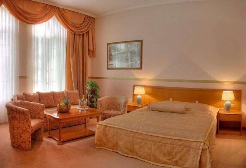 スイート, Garni Hotel Park