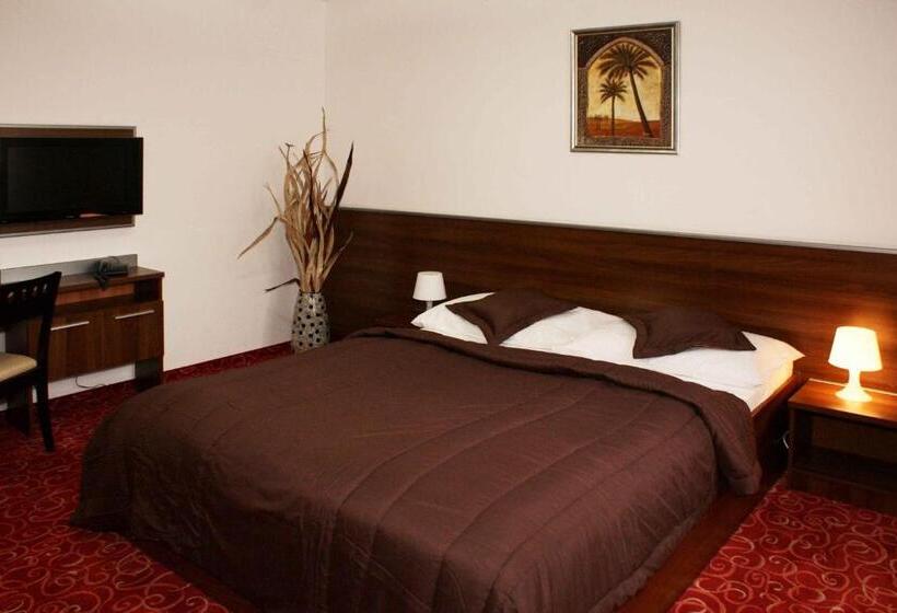 Deluxe Room, Barbakan