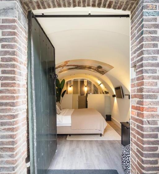 Номер Deluxe Кровать Кинг, Court Hotel Utrecht City Centre