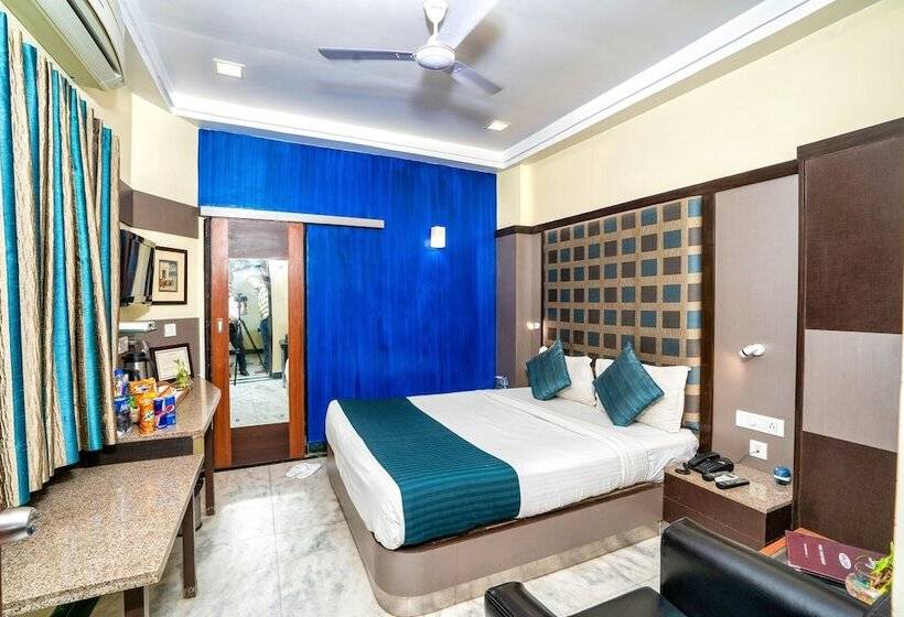 Quarto Deluxe, Dayal
