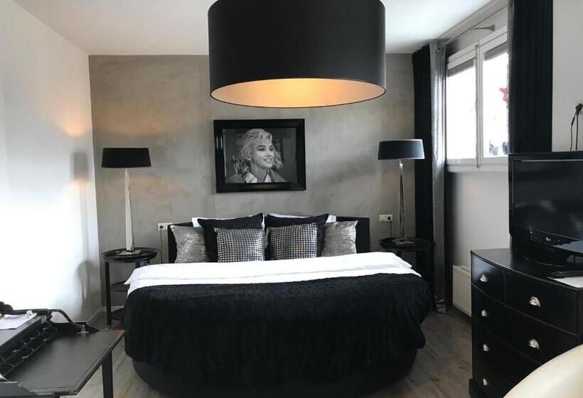 Номер Deluxe, Huis Van Bewaring