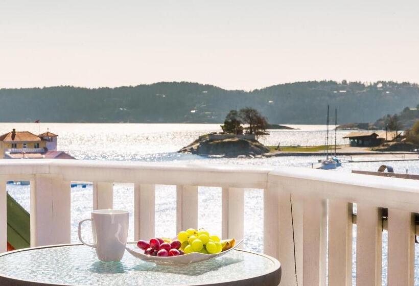 Полулюкс Вид на Море, Victoria Hotel Kragerø
