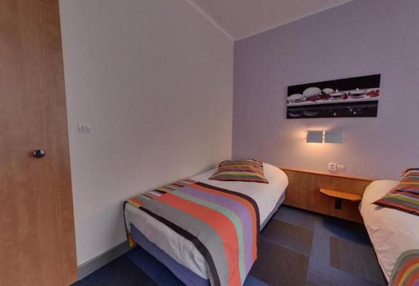 اتاق استاندارد, Logis Hotel De Paris