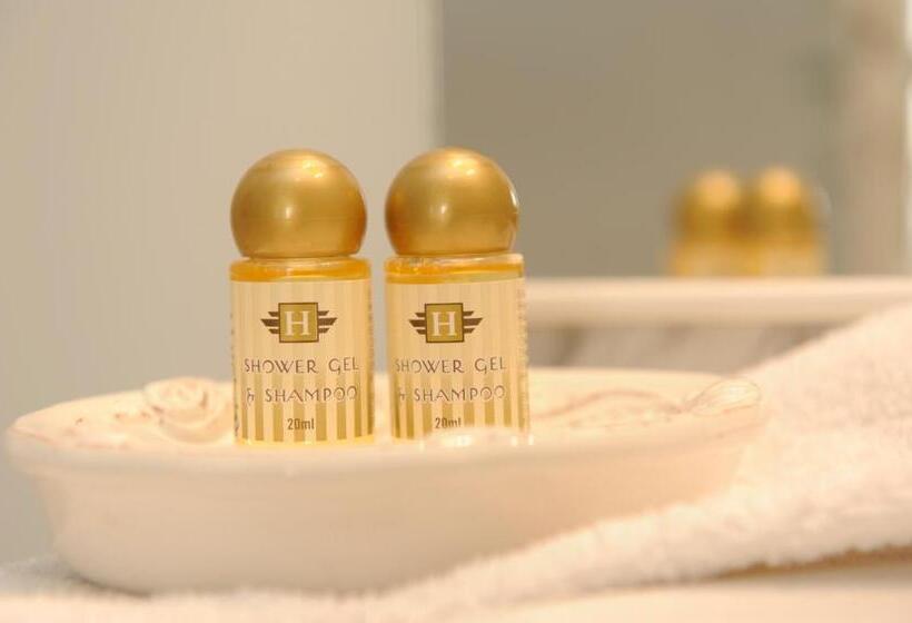 Четырехместный Номер Superior, Hôtel De La Providence