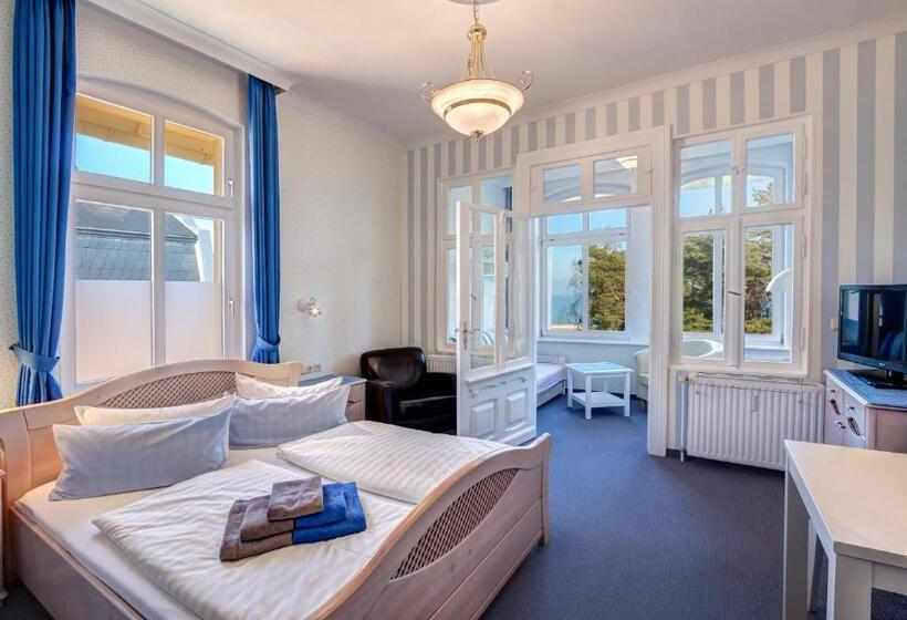 اتاق لوکس با چشم‌انداز دریا, Villa Seeschloßchen