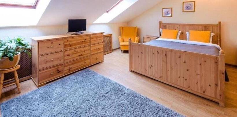 استودیوی استاندارد, Boutique Apart Hotel Sherborne