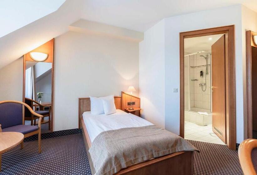 Номер Стандарт Индивидуальный, Markgraf