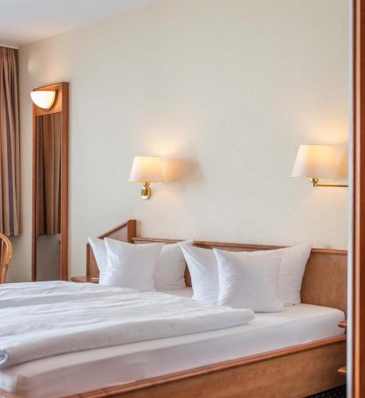 Номер Стандарт Вид на Сад, Markgraf