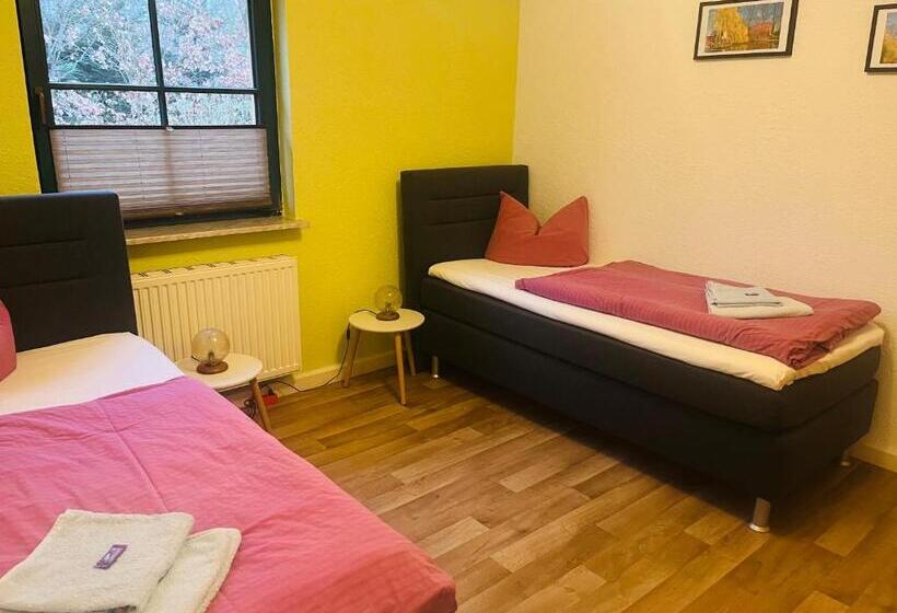 Апартаменты 3 Спальни, Wald