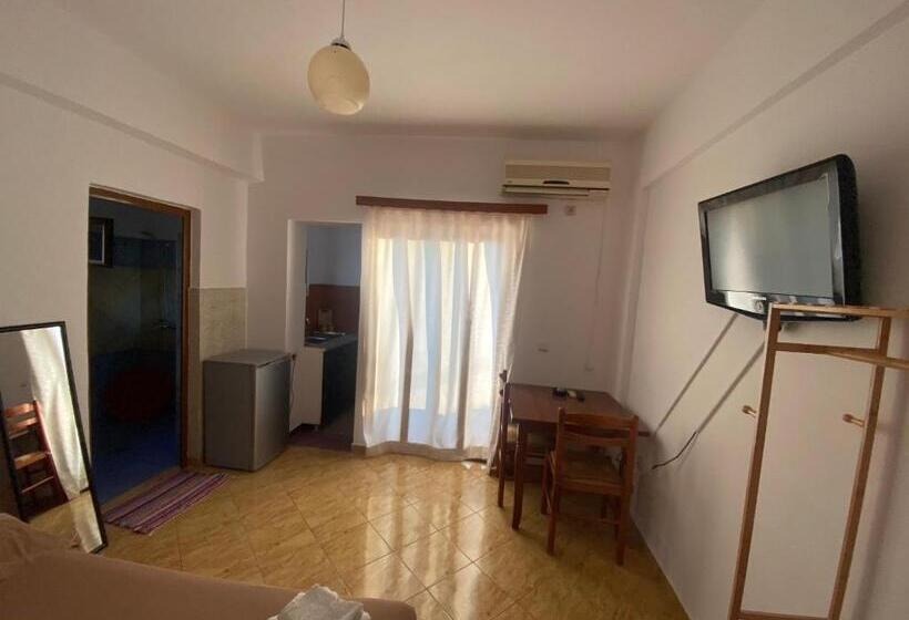 اتاق استاندارد, Vila Tani