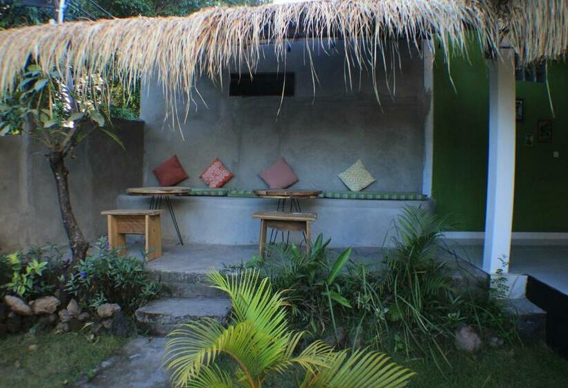 Стандартный Номер Кровать Кинг, Black Sand Hostel Amed