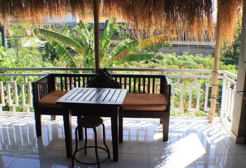 Кровать в Общей Комнате, Black Sand Hostel Amed