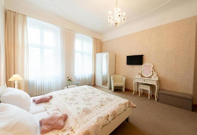اتاق استاندارد, Pension Dahlem